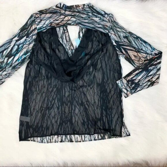 Anthropologie Charlie Jade Blouse Silk Pattern Open Back cut out long sleeve S - Picture 13 of 14
